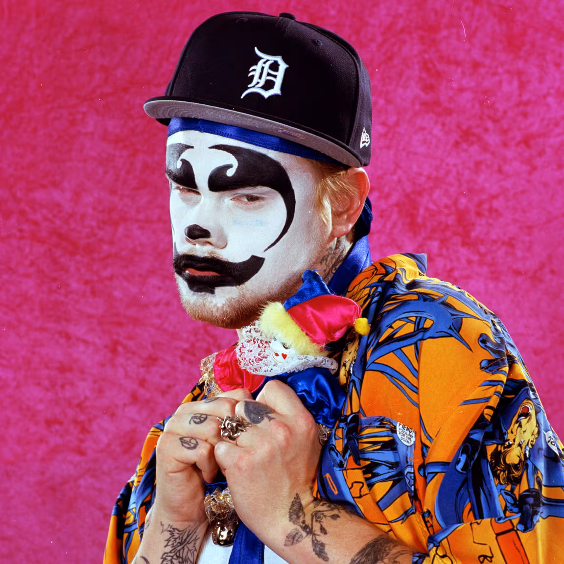 inscription 7f1d2aee8e576652e53aa52159a276d360d92f7a4b9f1a2fc14ba044927e4935i2